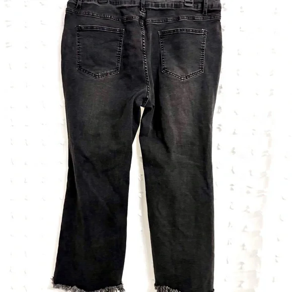 Like New XXL Crop Flare Jeans High Waist Rip Distressed Wide Leg Stretch Raw Hem - Picture 10 of 10